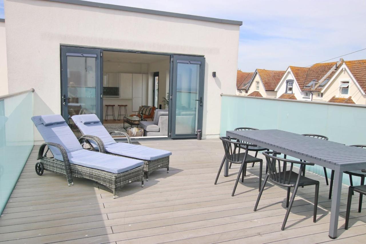 Modern Home For Small Groups By Stones Throw Apartments - Free Parking - Sea View 沃辛 外观 照片